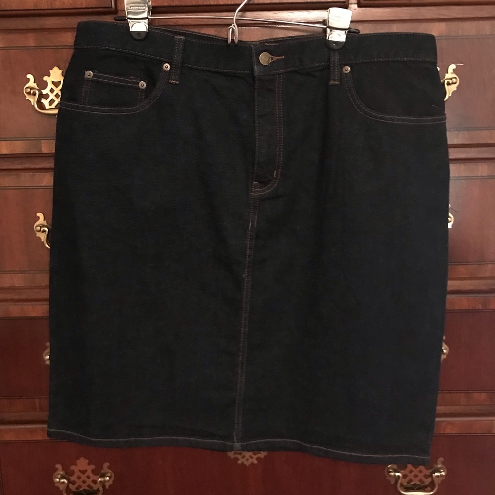 Lauren Ralph Lauren dark denim knee-length skirt